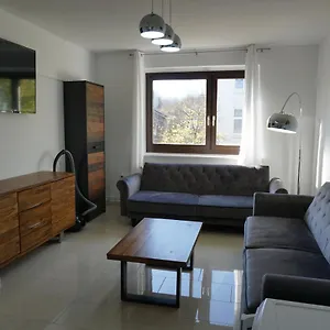Apartment Alster - Saniertes Und Möbliertes Mit Bad Und Küche, Hamburg
