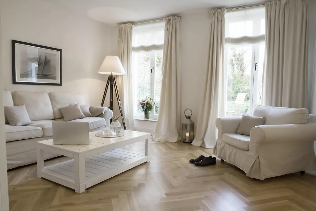 Von Deska Townhouses - White House Hamburg 0*,